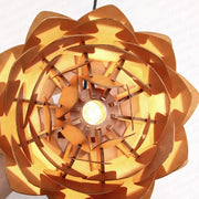 Kronleuchter mit Kiefernzapfen-Design Dschungel-Deko.de