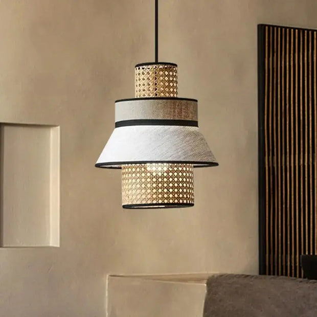 Rattan- und Stoffpendelleuchte Dschungel-Deko.de