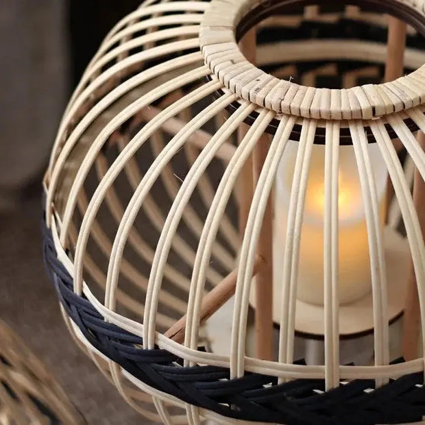 Schwarze Bambuslampe Dschungel-Deko.de