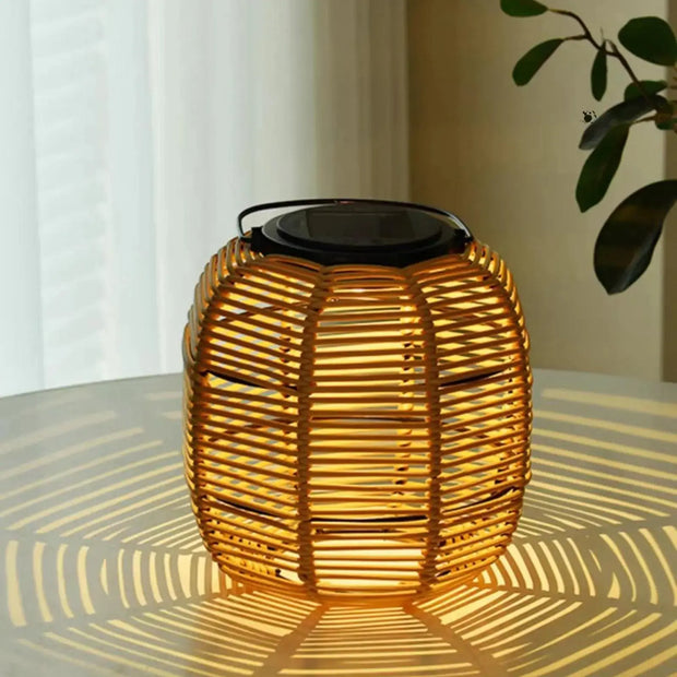 Solarbetriebene Rattanlaterne Dschungel-Deko.de