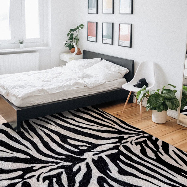 Zebra Teppich Exotisch - Tiermotiv Dschungeloptik - Dschungel-Deko.de