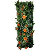 Künstliche grüne Wand mit orangefarbenen Blumen Dschungel-Deko.de