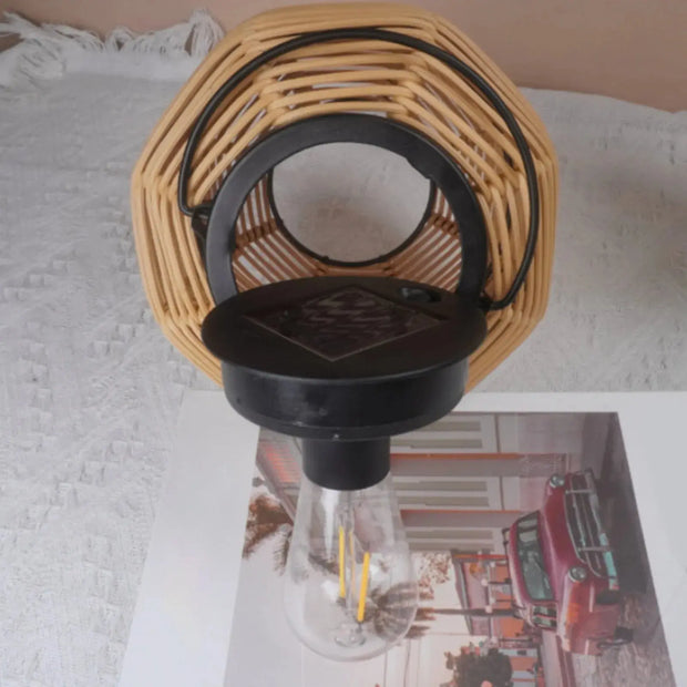 Solarbetriebene Rattanlaterne Dschungel-Deko.de